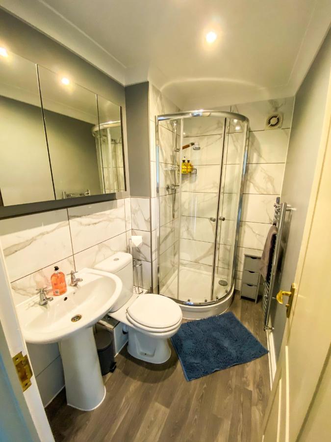 Kings Quarters Boutique Rooms Hartford  エクステリア 写真