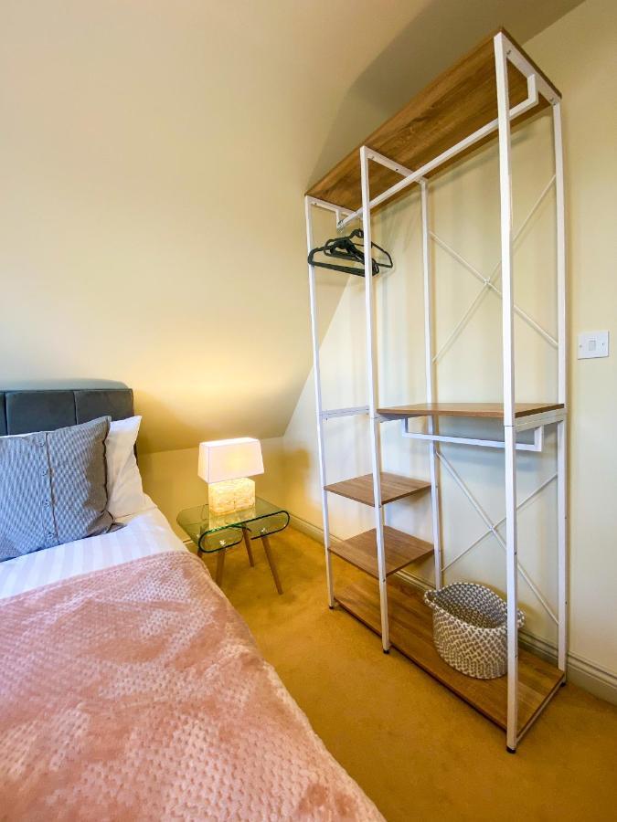 Kings Quarters Boutique Rooms Hartford  エクステリア 写真